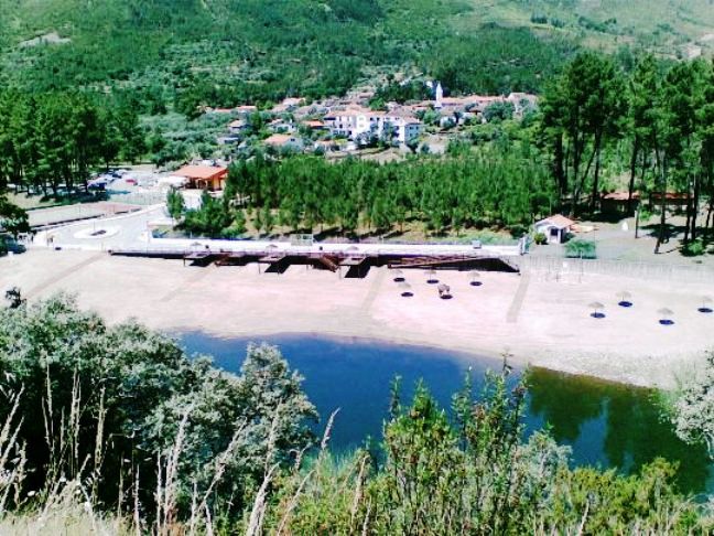 Nova Praia Fluvial Na Baía Do Fundy No Canadá Com Terreno