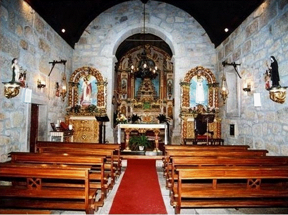 Interior igreja matriz Forles