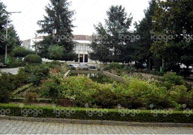 Jardim publico Praça Paulo VI em Sátão