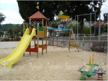 Parque Infantil em Avelal