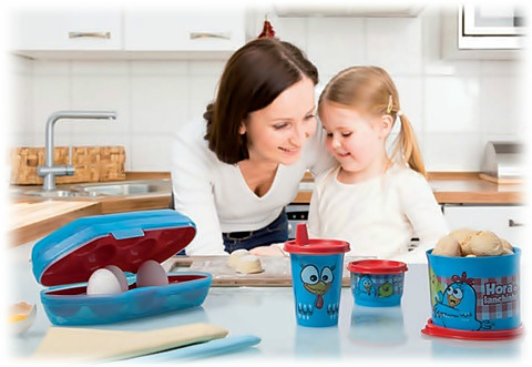 A Galinha Pintadinha e a Tupperware garantem a alegria na hora mais gostosa Aproveite e crie momentos que se tornam únicos! Click na imagem para ampliar!!! Tupperware Show