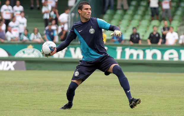 Vanderlei completa 29 anos e já fez 187 jogos pelo Coxa (Foto: Divulgação / Site oficial do Coritiba)